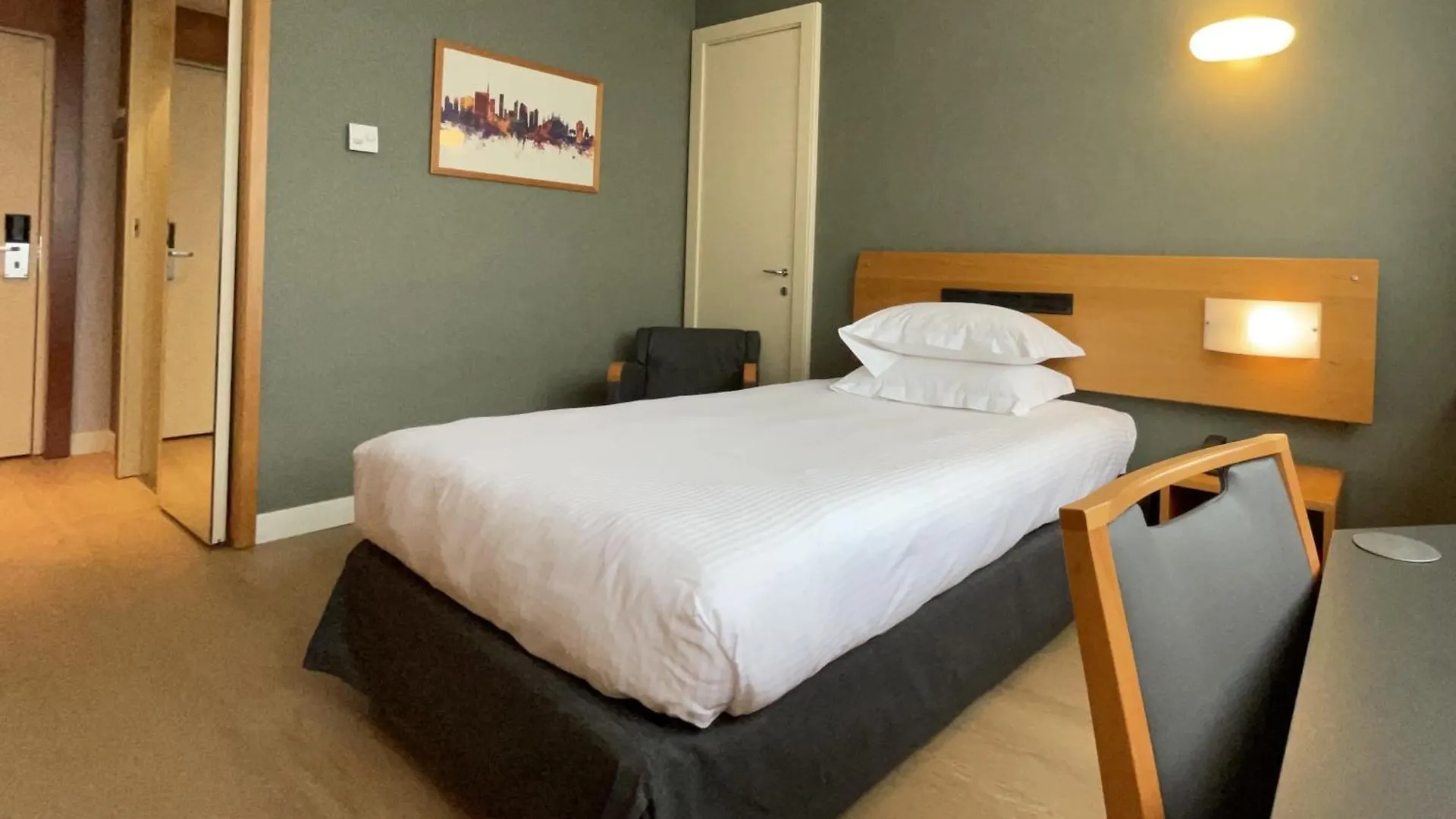 מלון סאן דונאטו מילאנזה Crowne Plaza Milan Linate By Ihg איטליה