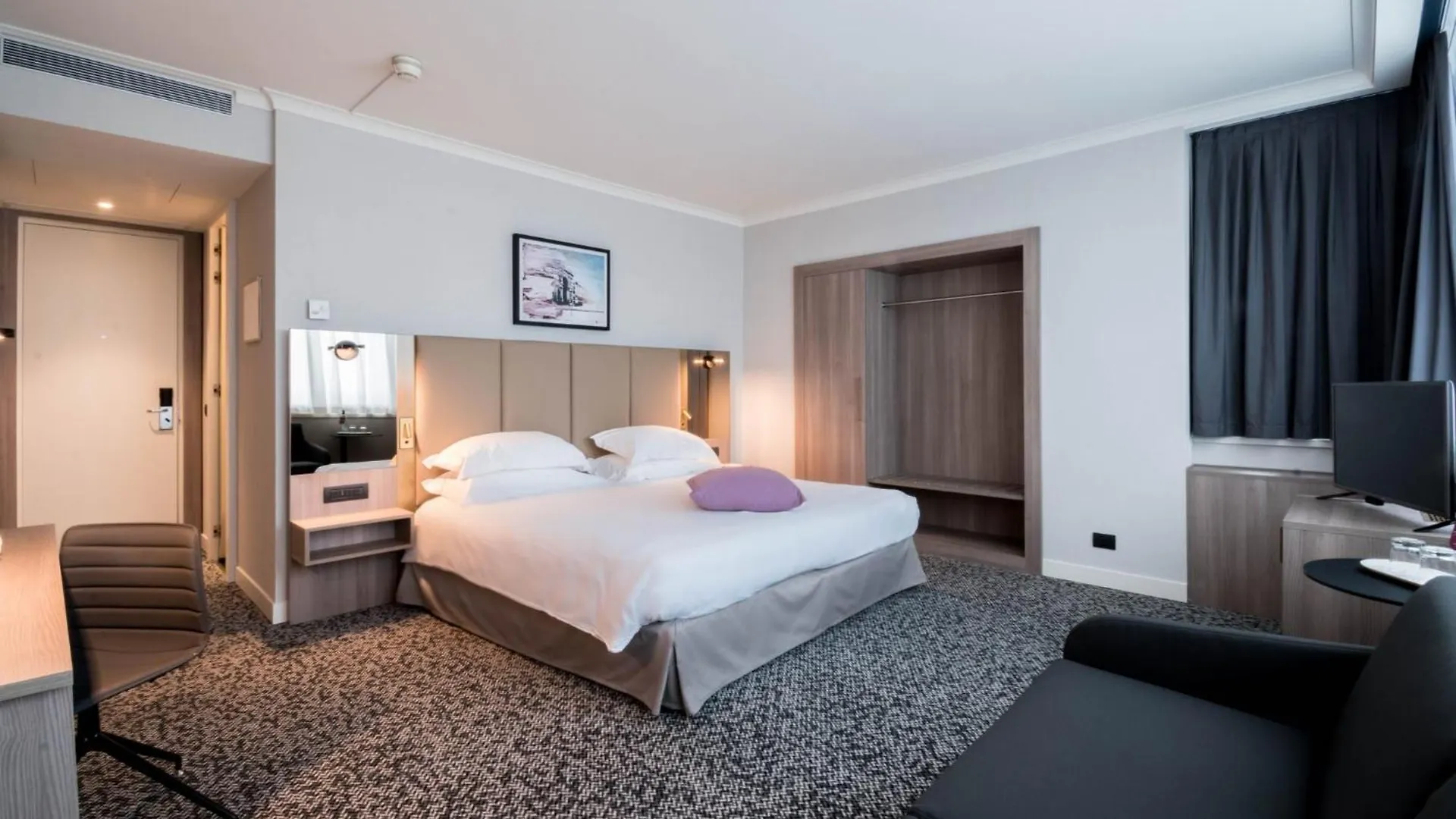 מלון סאן דונאטו מילאנזה Crowne Plaza Milan Linate By Ihg 4*,